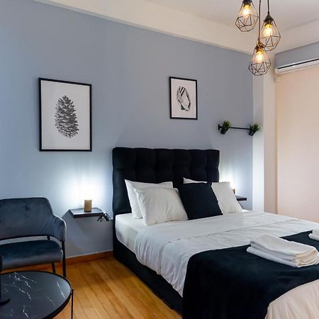 Couple Getaway With Queen Bed Daire Atina Dış mekan fotoğraf