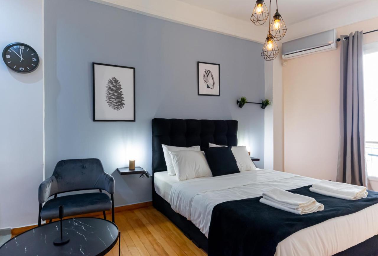 Couple Getaway With Queen Bed Daire Atina Dış mekan fotoğraf
